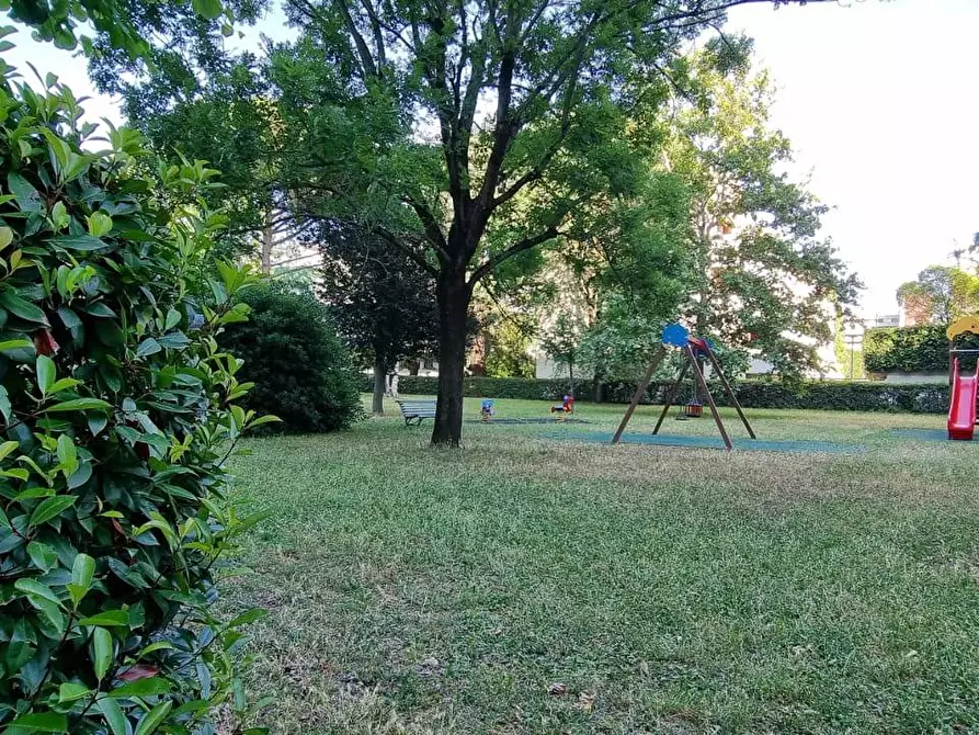 Immagine 21 di Appartamento in vendita  in VIA POMPONAZZI a Bologna