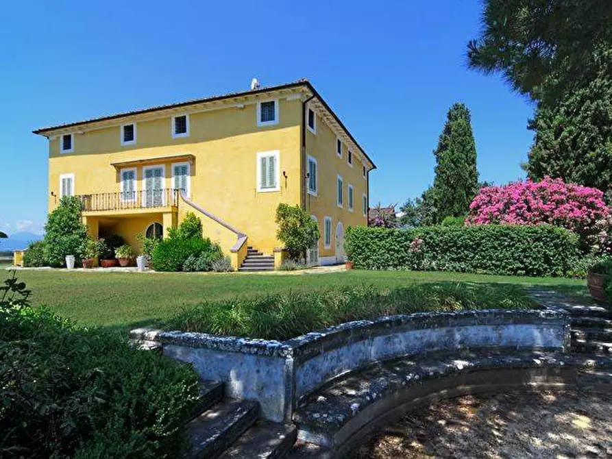 Immagine 1 di Casa bifamiliare in vendita  a Budrio