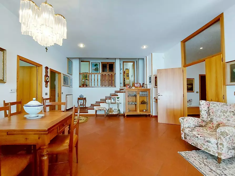 Immagine 12 di Villa in vendita  in via carnelli a Modigliana