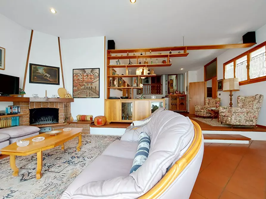 Immagine 11 di Villa in vendita  in via carnelli a Modigliana