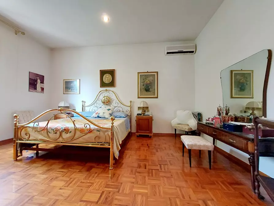 Immagine 19 di Villa in vendita  in via carnelli a Modigliana