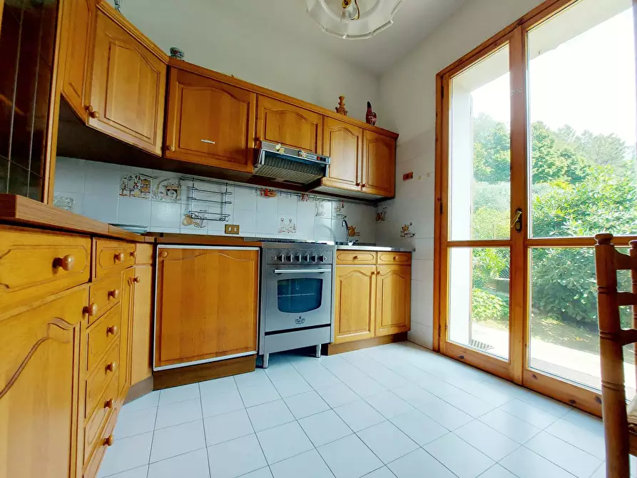 Immagine 21 di Villa in vendita  in via carnelli a Modigliana