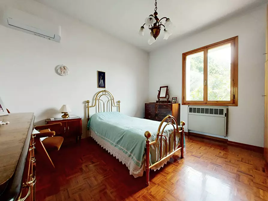 Immagine 22 di Villa in vendita  in via carnelli a Modigliana