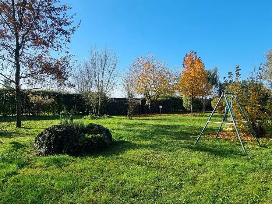 Immagine 1 di Villetta a schiera in vendita  in VIA BONORA a Castel Maggiore