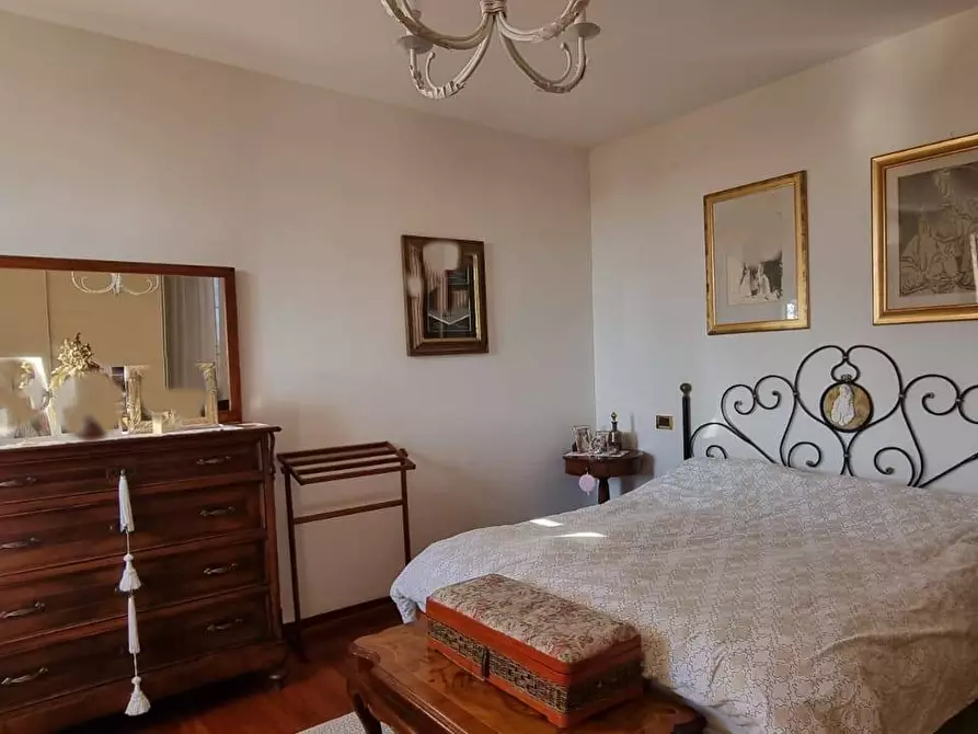 Immagine 26 di Villetta a schiera in vendita  in VIA BONORA a Castel Maggiore