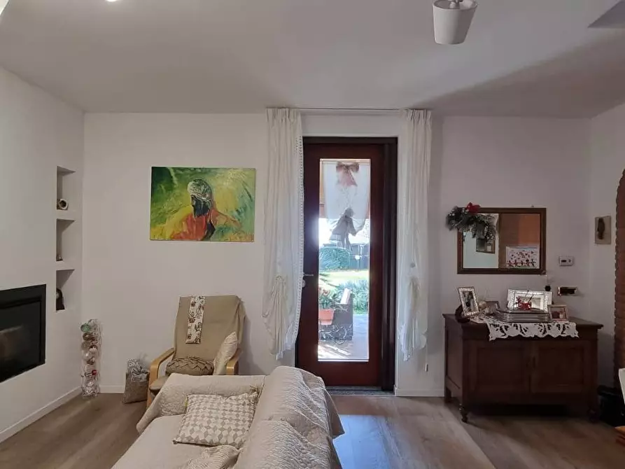 Immagine 12 di Villetta a schiera in vendita  in VIA BONORA a Castel Maggiore