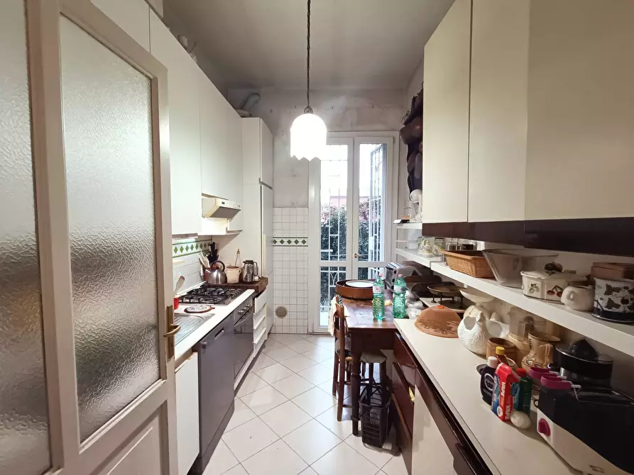 Immagine 8 di Appartamento in vendita  in Viale Aldini a Bologna