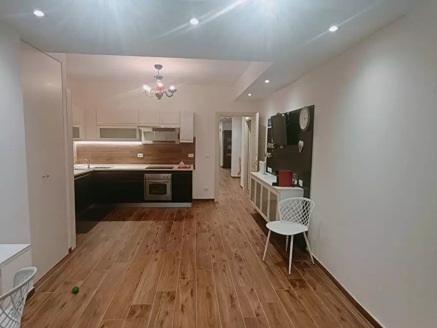 Immagine 12 di Ufficio in vendita  in VIA RENATO FUCINI a Casalecchio Di Reno