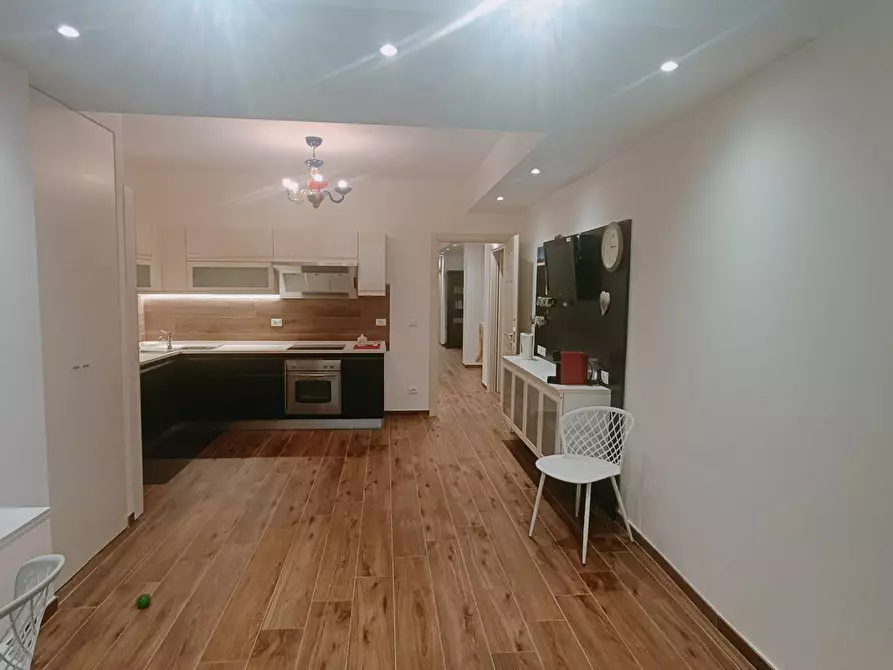 Immagine 8 di Appartamento in vendita  in VIA RENATO FUCINI a Casalecchio Di Reno