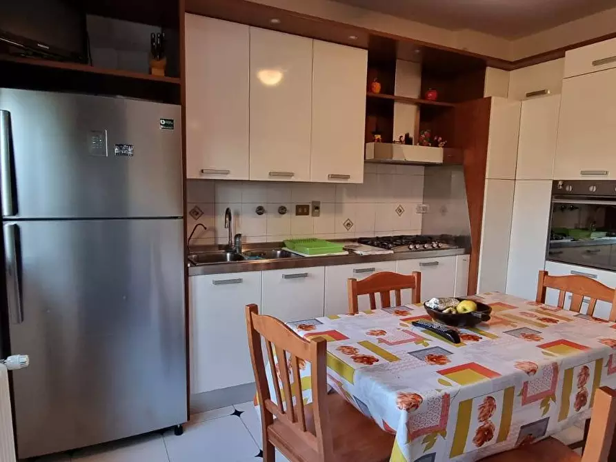 Immagine 6 di Appartamento in vendita  in VIA LONGHENA a Bologna