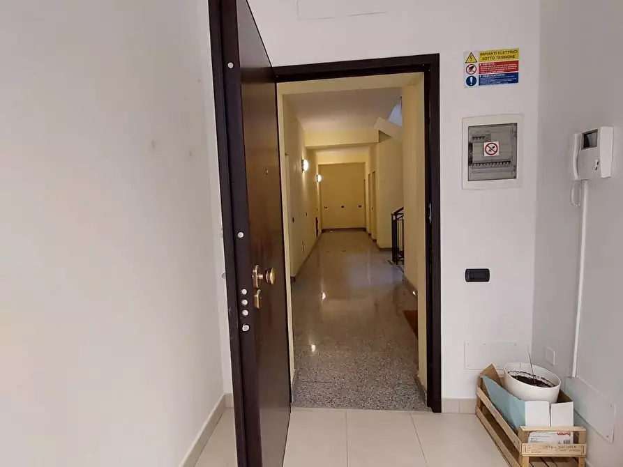 Immagine 9 di Ufficio in vendita  in via san pier tommaso a Bologna