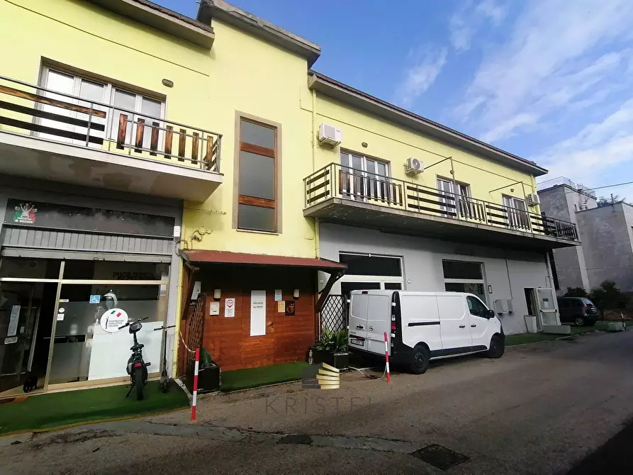 Immagine 23 di Locale commerciale in vendita  in VIALE ANTONELLI a Montesilvano