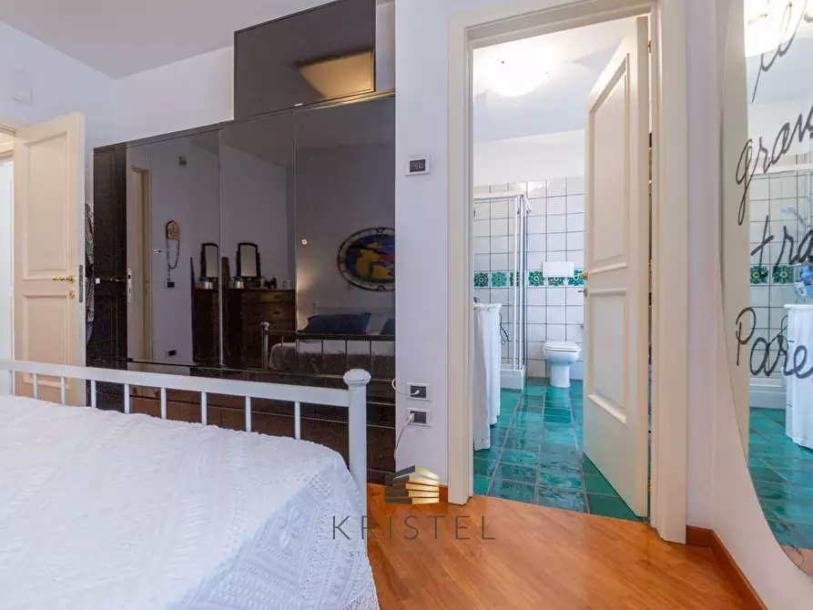 Immagine 19 di Villa in vendita  in VIA  MANZONI a Pescara