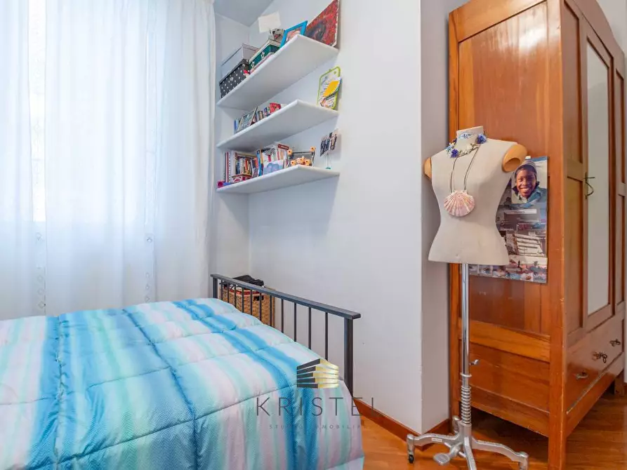 Immagine 25 di Villa in vendita  in VIA  MANZONI a Pescara