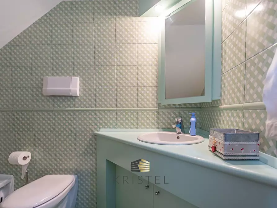 Immagine 8 di Villa in vendita  in VIA  MANZONI a Pescara