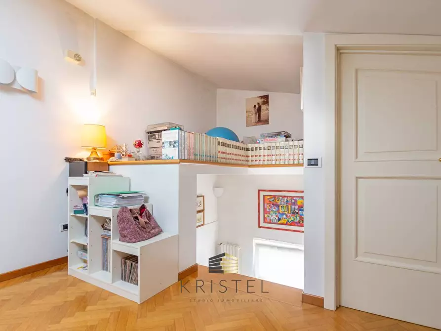 Immagine 29 di Villa in vendita  in VIA  MANZONI a Pescara