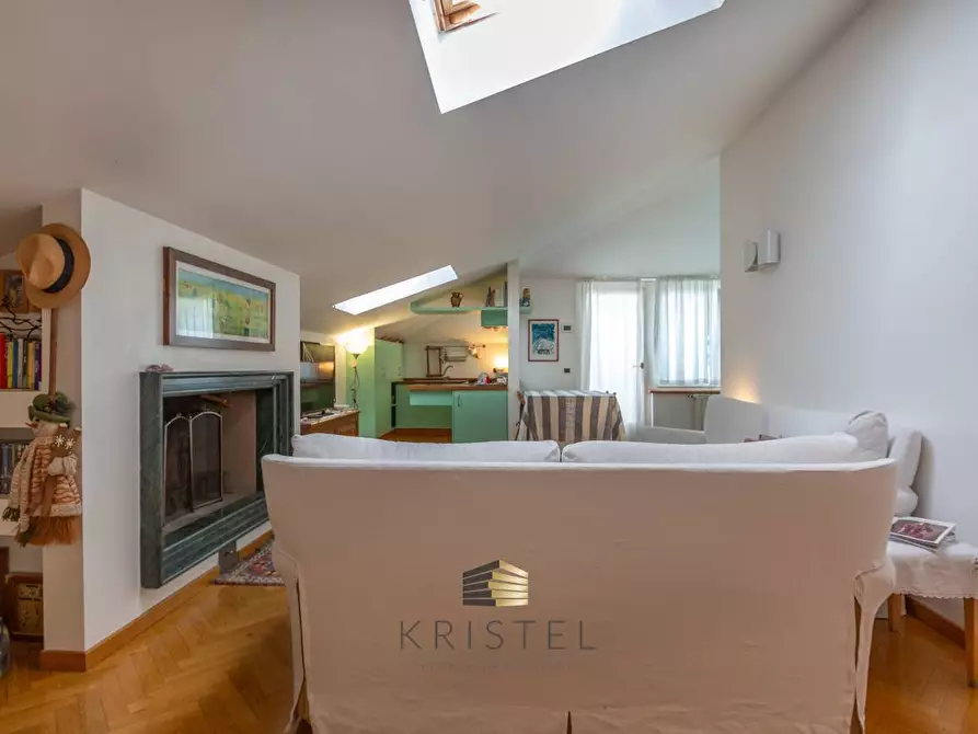 Immagine 30 di Villa in vendita  in VIA  MANZONI a Pescara