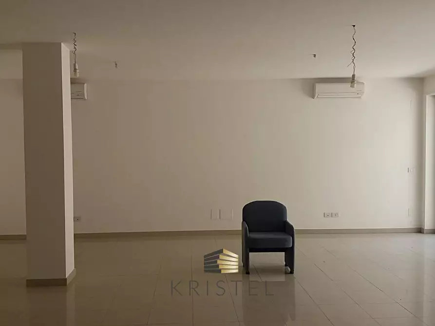 Immagine 2 di Ufficio in affitto  in VIA MICHELANGELO a Pescara