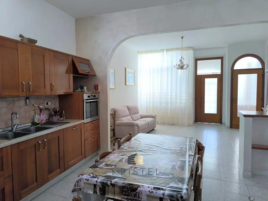 Immagine 1 di Casa indipendente in vendita  in STRADA FONTECHIARA a Chieti