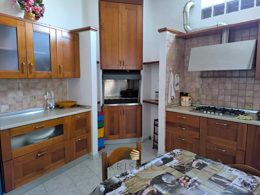 Immagine 12 di Casa indipendente in vendita  in STRADA FONTECHIARA a Chieti