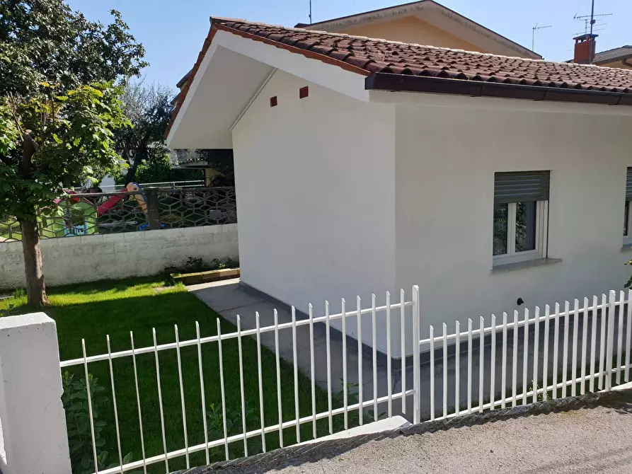 Immagine 5 di Casa indipendente in affitto  a Ronchi Dei Legionari