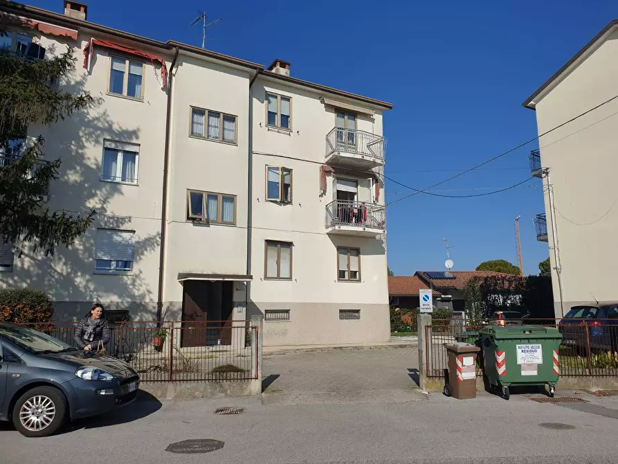 Immagine 1 di Appartamento in vendita  a San Canzian D'isonzo