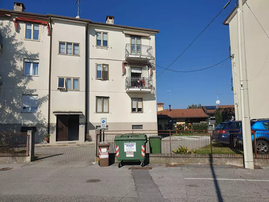 Immagine 12 di Appartamento in vendita  a San Canzian D'isonzo