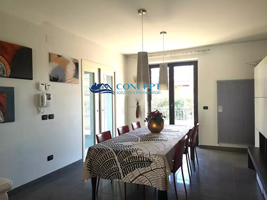 Immagine 4 di Casa bifamiliare in vendita  in via Roma a Martinsicuro