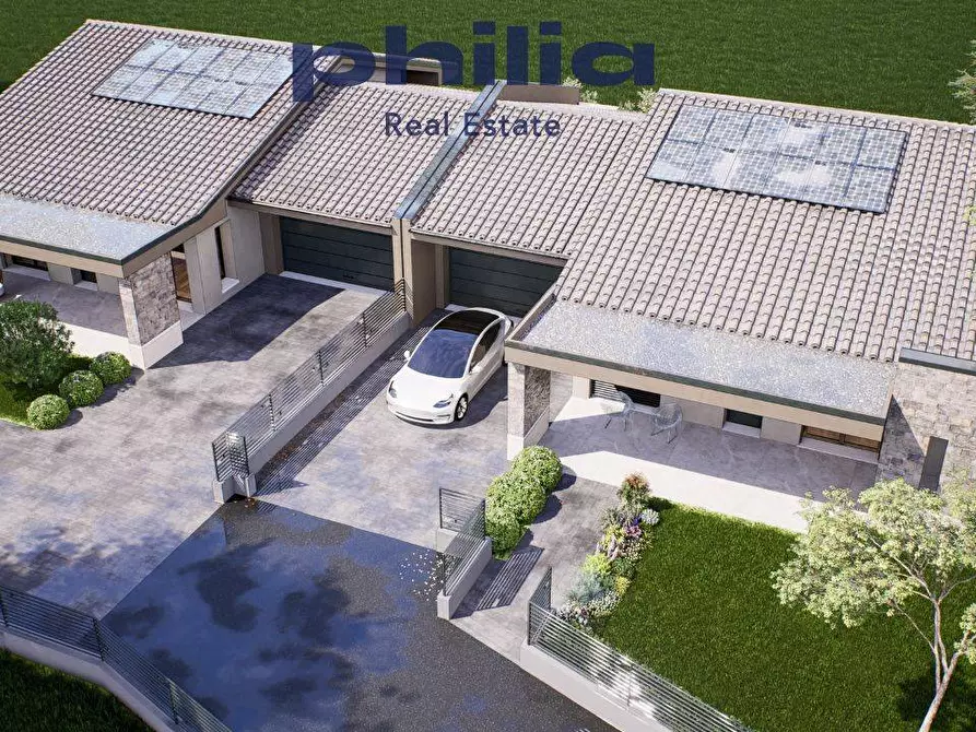 Immagine 2 di Casa bifamiliare in vendita  in via verona a Isola Della Scala