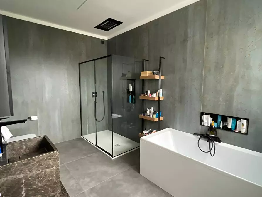 Immagine 5 di Villa in vendita  in via Danzia a Affi