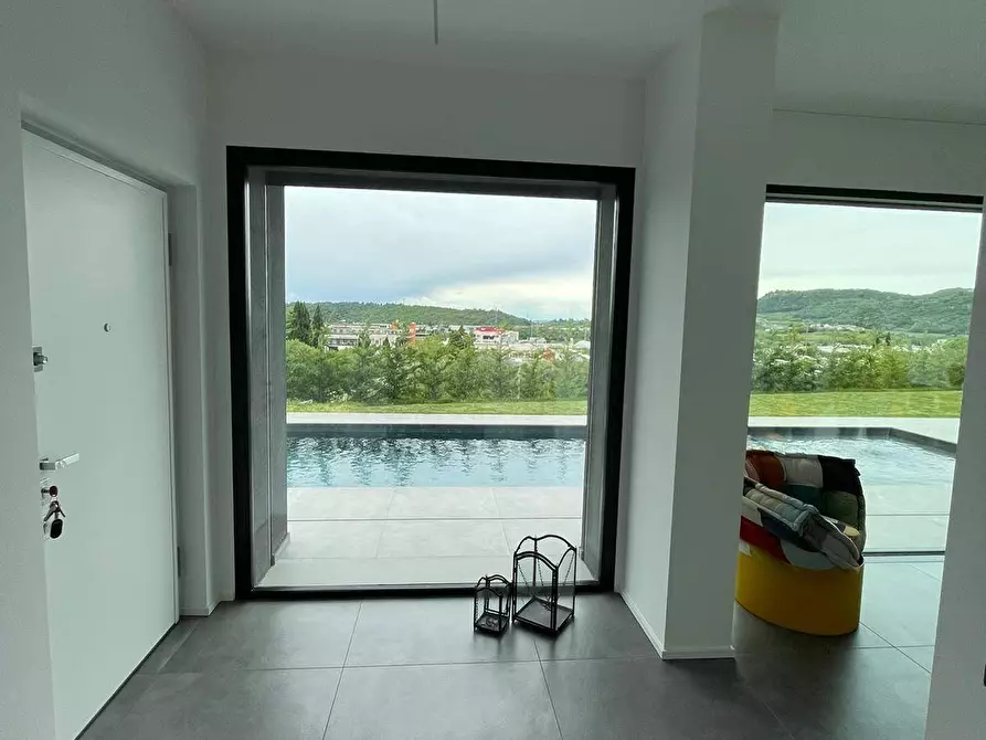 Immagine 15 di Villa in vendita  in via Danzia a Affi