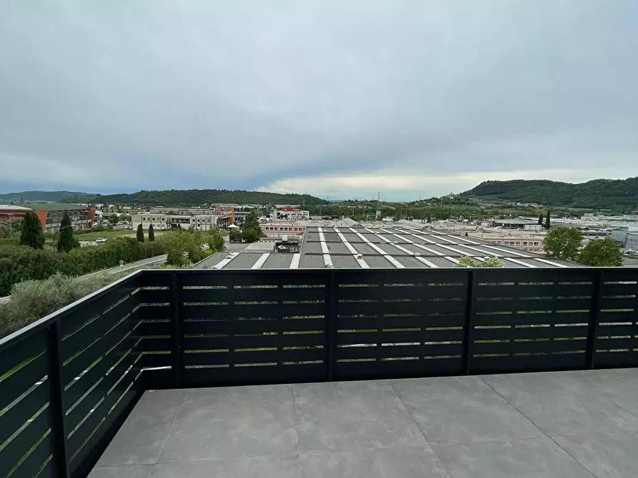 Immagine 22 di Villa in vendita  in via Danzia a Affi