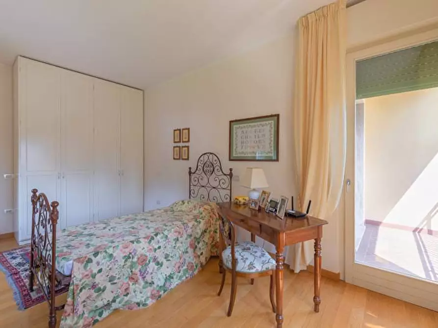 Immagine 24 di Villa in vendita  in VIA PAOLO FARINATI a Garda