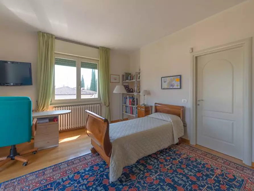 Immagine 29 di Villa in vendita  in VIA PAOLO FARINATI a Garda