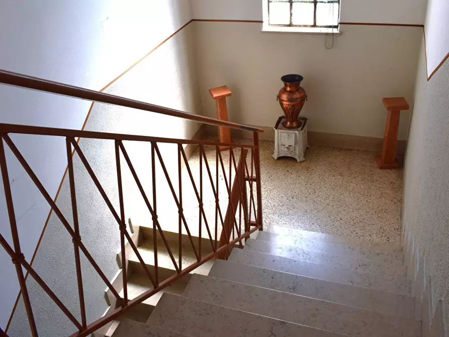 Immagine 29 di Casa indipendente in vendita  a Costermano sul Garda