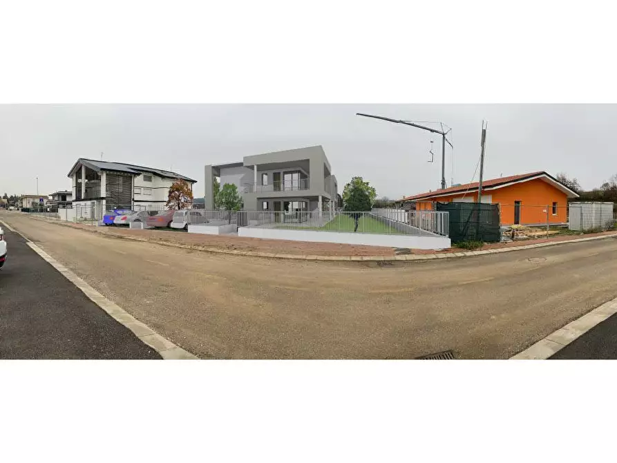 Immagine 9 di Appartamento in vendita  in via dei ciliegi a Affi