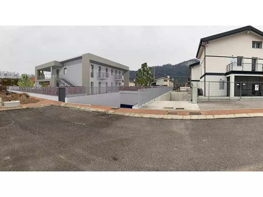 Immagine 10 di Appartamento in vendita  in via dei ciliegi a Affi