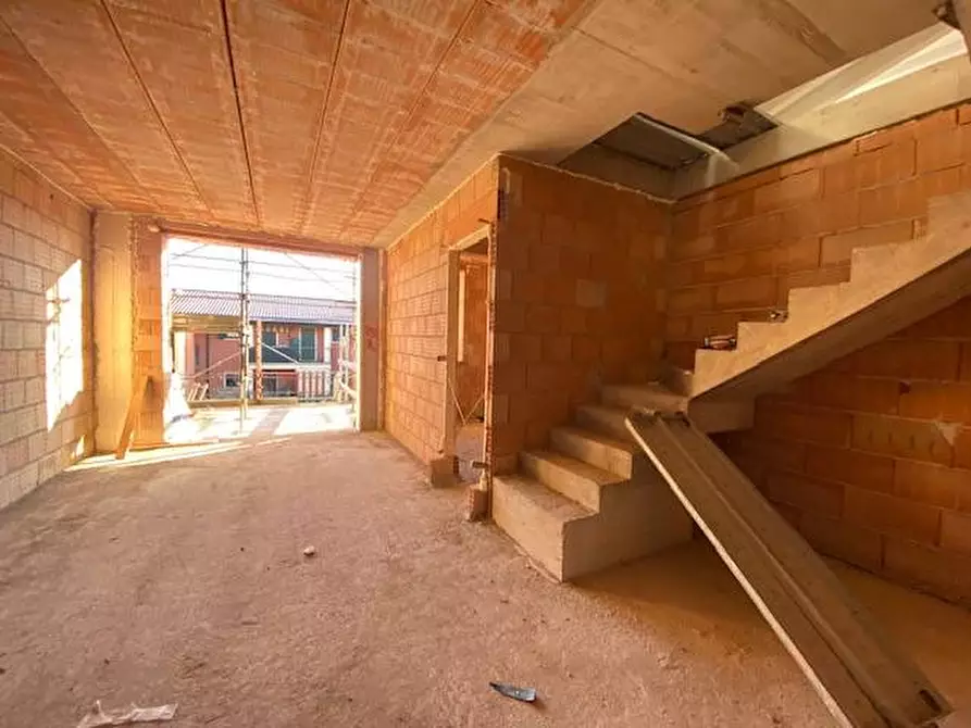 Immagine 21 di Appartamento in vendita  a Costermano sul Garda