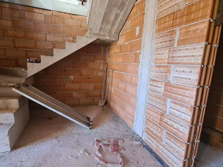 Immagine 29 di Appartamento in vendita  a Costermano sul Garda