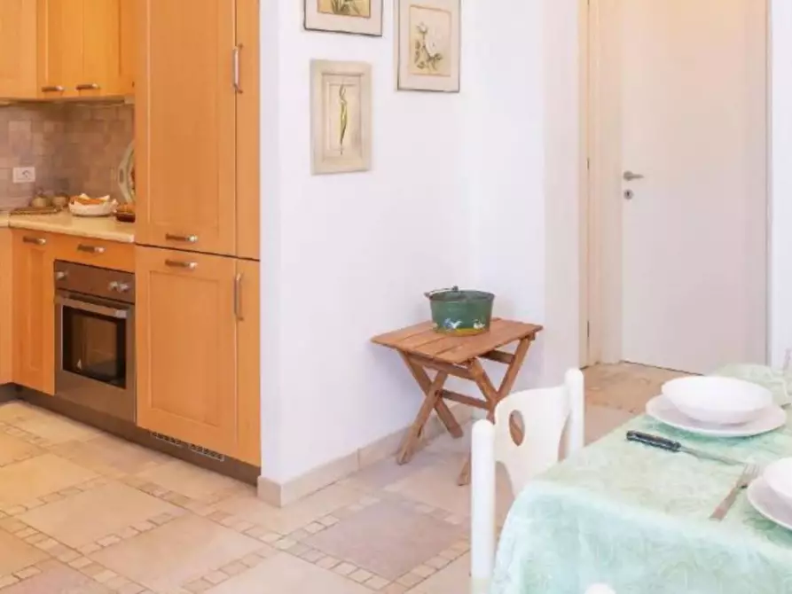 Immagine 18 di Villa in affitto  in VIA CASARETTI a Bardolino