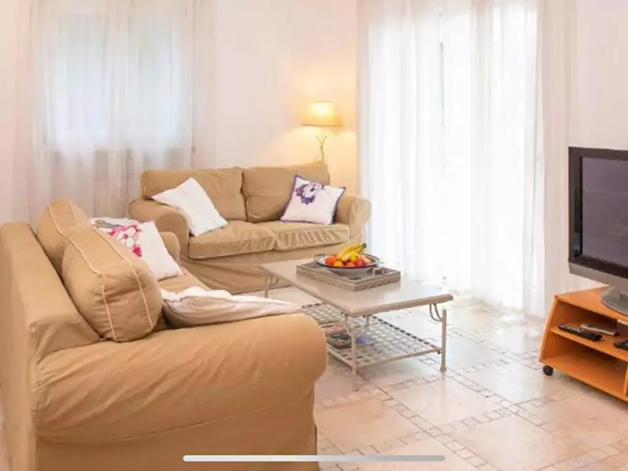 Immagine 28 di Villa in affitto  in VIA CASARETTI a Bardolino