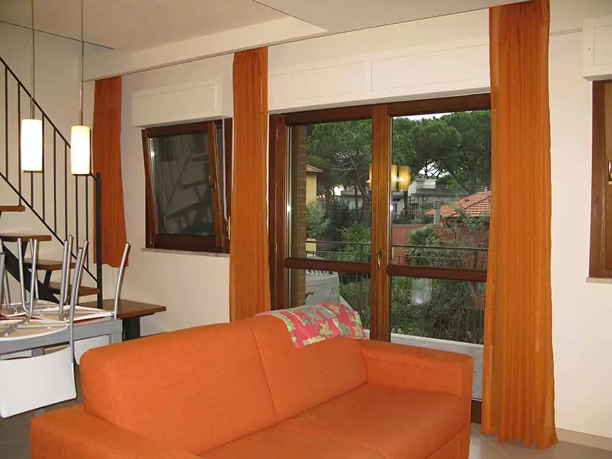 Immagine 6 di Appartamento in vendita  in viale tirreno a Pisa