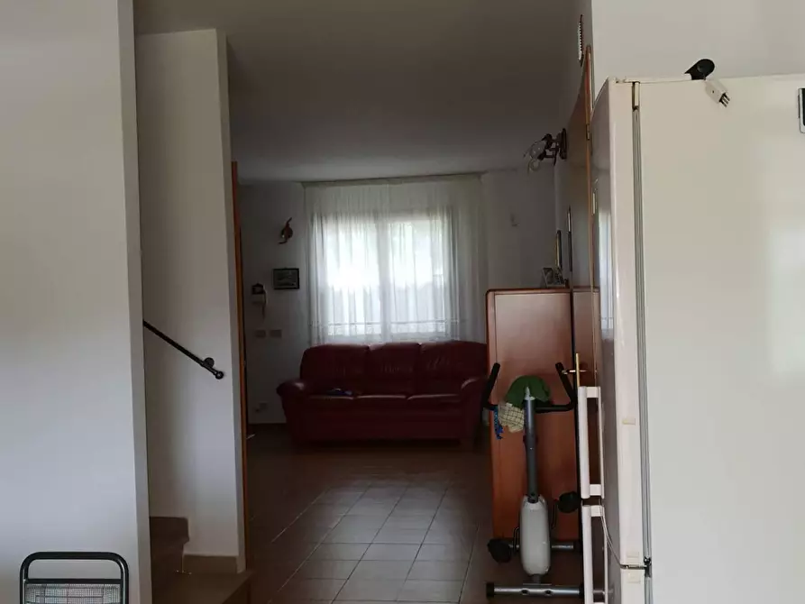 Immagine 17 di Villetta a schiera in vendita  in piazza battisti a Crespina Lorenzana