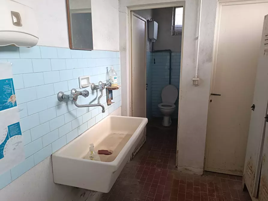 Immagine 23 di Capannone industriale in vendita  in via valdera pontedera a Ponsacco