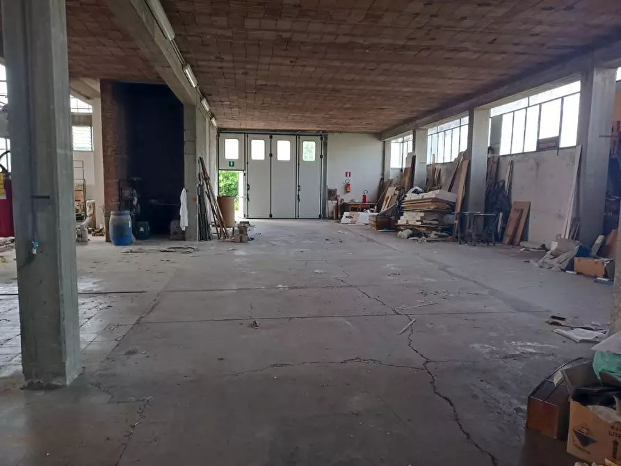 Immagine 24 di Capannone industriale in vendita  in via valdera pontedera a Ponsacco