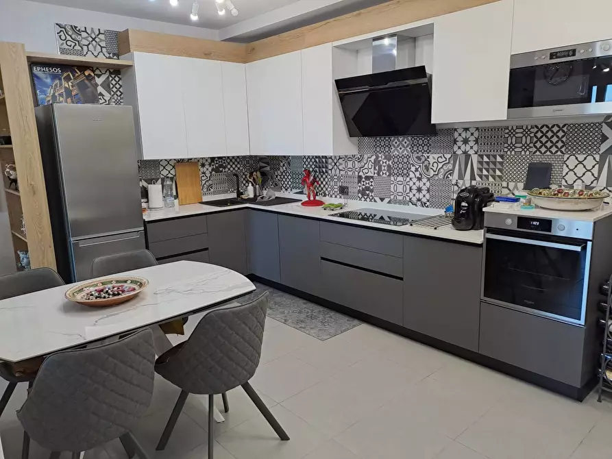 Immagine 2 di Appartamento in vendita  in via pacini a Bientina