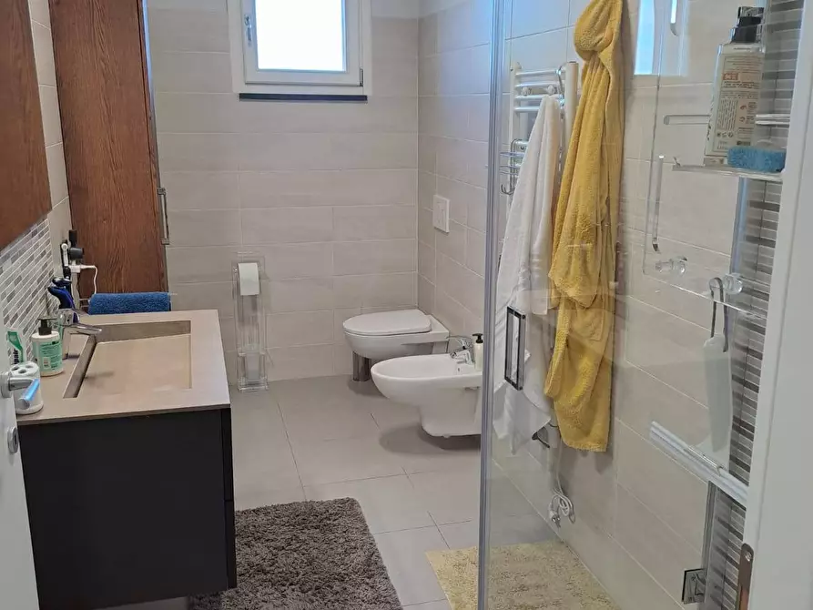 Immagine 11 di Appartamento in vendita  in via pacini a Bientina