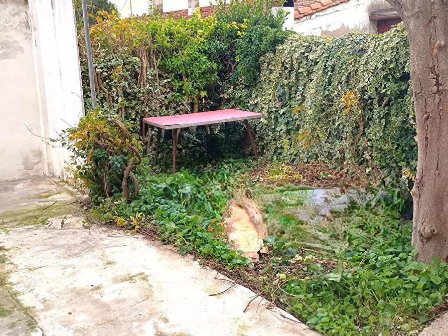 Immagine 27 di Appartamento in vendita  in via luigi galvani a Pontedera