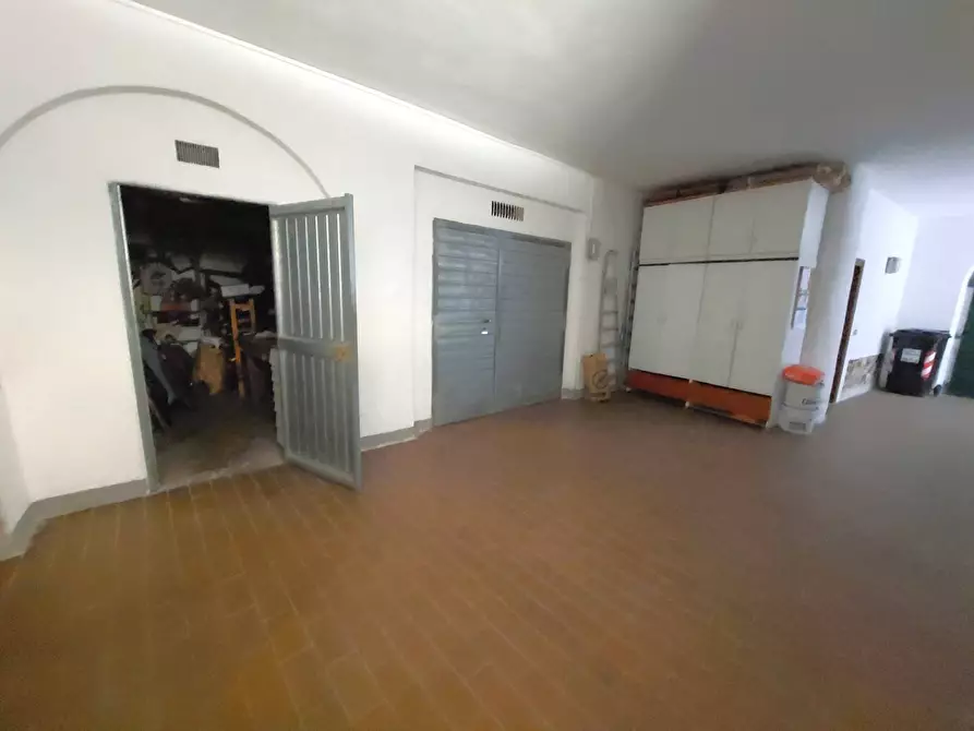 Immagine 13 di Appartamento in vendita  in via minzoni a Calci