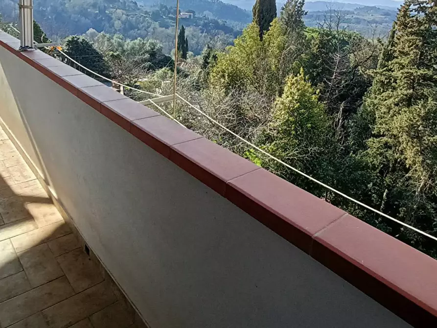 Immagine 15 di Appartamento in vendita  in piazza la pira a Palaia